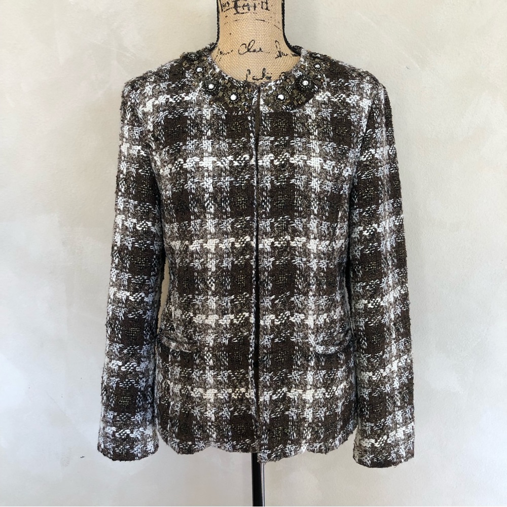 Chico’s embellished tweed collarless jacket